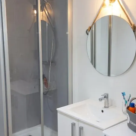 Appartement Beautiful In Cala En Blanes - 45 M² With Shared Pool